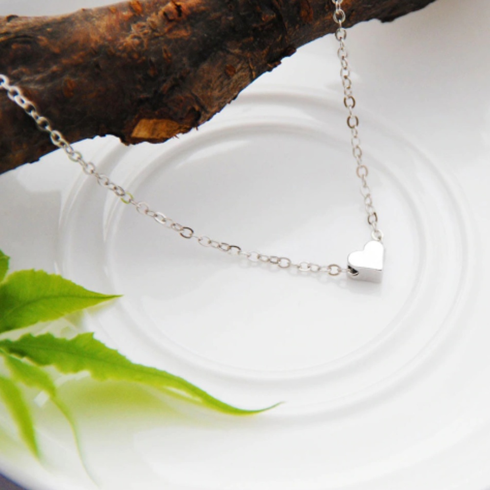 Gold or Silver- Crystal Heart Choker Necklace - Picture 2 of 5